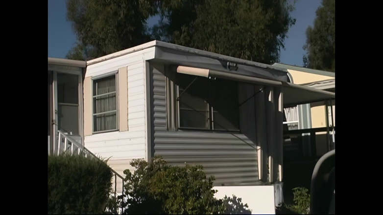 RATATATA!: 조던 스타일스의 젖은 작은 음부를 위한 거대한 성숙한 자지