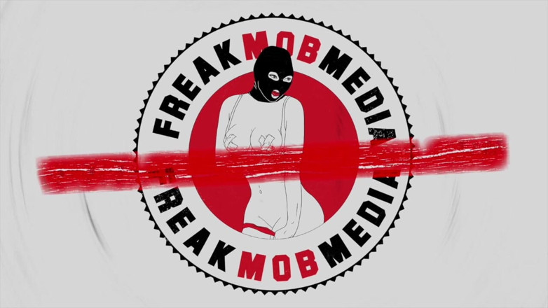 FreakMob hardcore: Белую Девушку С Большими Сисечками Трахают Хардкорно