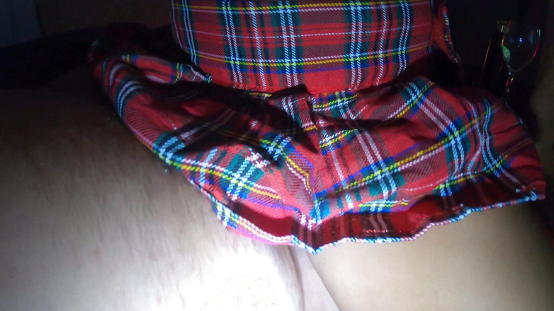 OldSkoolRaversUK: Réel, couple britannique maison - je chevauche sa bite en jupe...