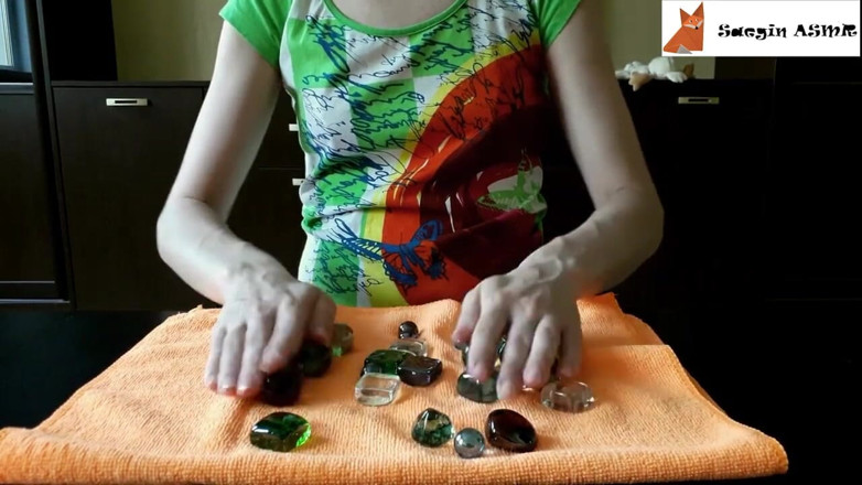 Saegin: 2[ASMR] Glass marbles and pebbles (no talking)