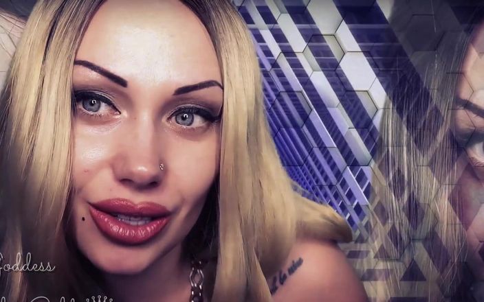 Goddess Misha Goldy: Alles wat je wilt is gedachtenloos jezelf aan mij geven....