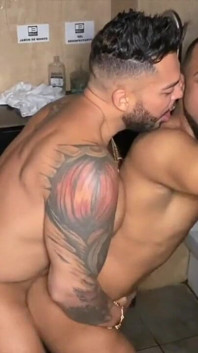 Junior used raw by Viktor ROM in toilet