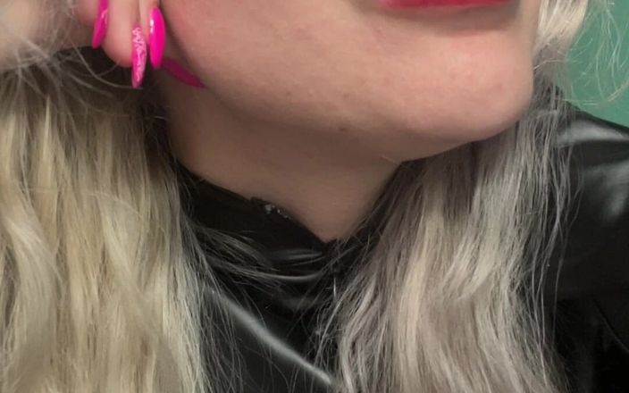 FinDom Goaldigger: Pokaż mi swój język!
