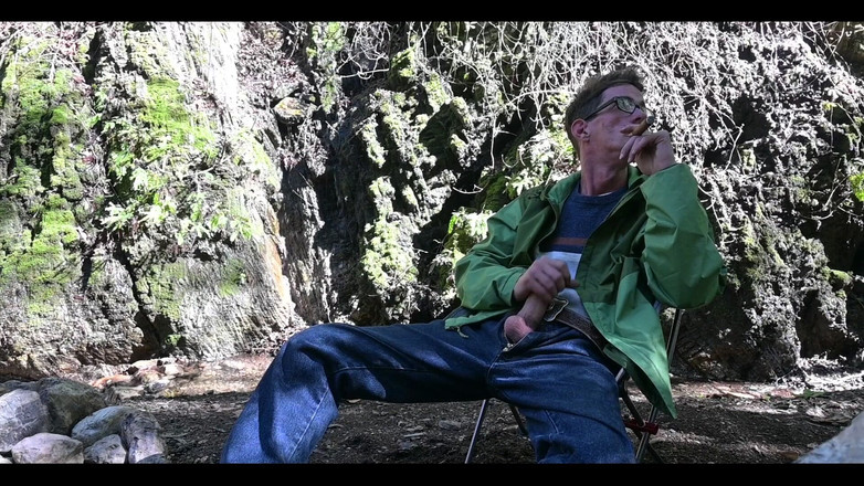 Joe Iandola: Velký penis venkovní výstřik a kouření