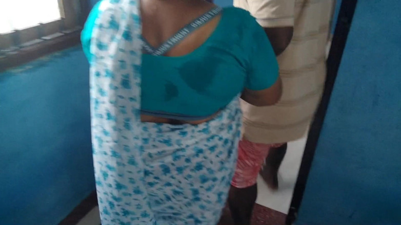 Benita sweety: Cylinder Delivery Boy Hot Sex with Stepaunty