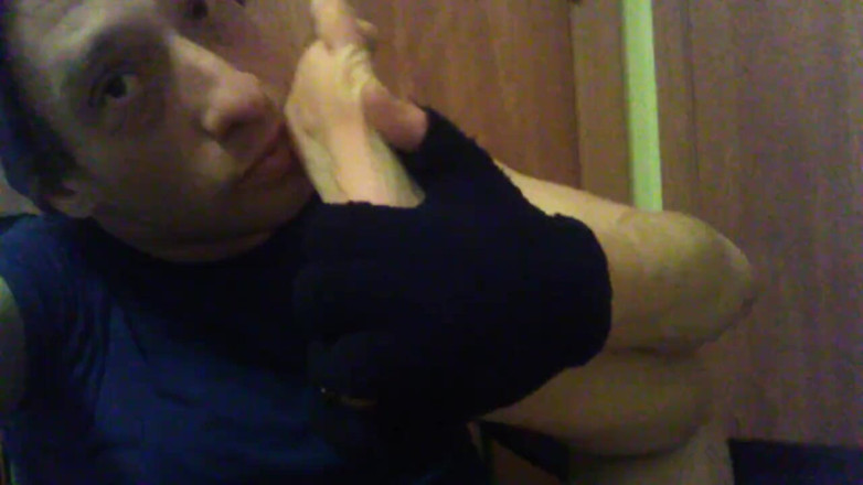 LilTaste: Sniffing and Touching My Dirty Foots and Sock to My...