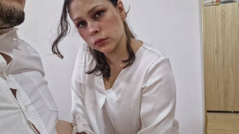 Tina and edward: Aku lagi asik ngentot memekku dari bawah!