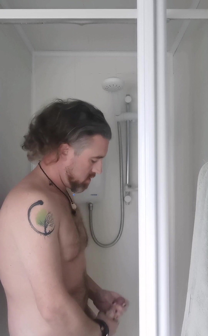 Dirty Talking Guy: Suka banget kamu nontonin aku