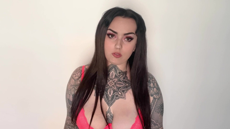 Miss Valentina: 10 motivi per cui sono meglio della moglie