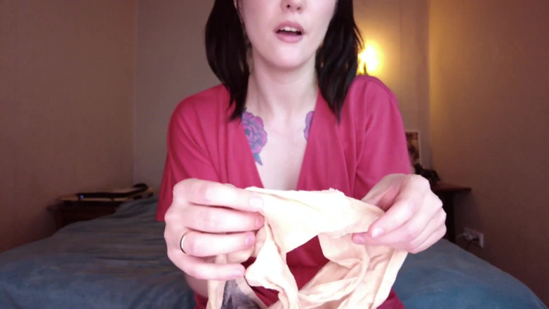 Stacy Moon: Making these panties extremely wet for you