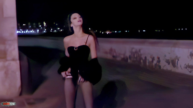 MMM100: Angelina: angelina si cewek arab yang aduhai lagi bugil