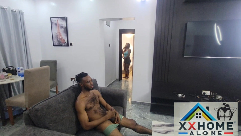 Home Alone: Jasmin stiehlt ehemann ihres besten freundes mitten in der nacht