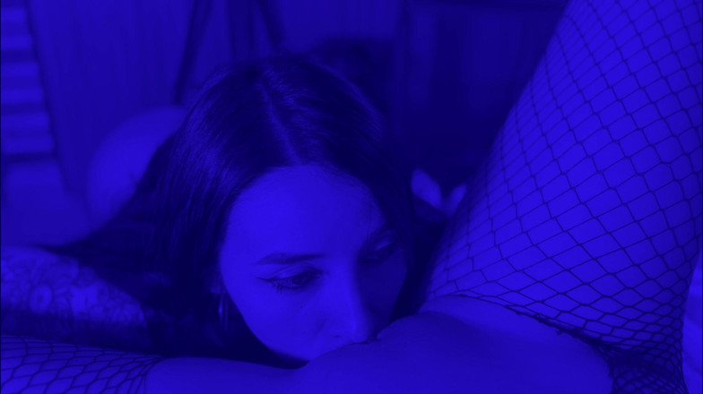 Sweetkimmi: Parti tamat pengajian menjadi tidak terkawal dan saya akhirnya meniduri...