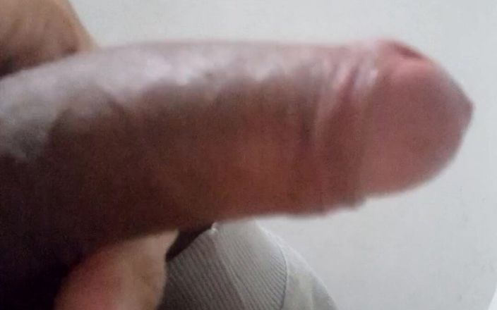 Fun for You: Close up Jerking