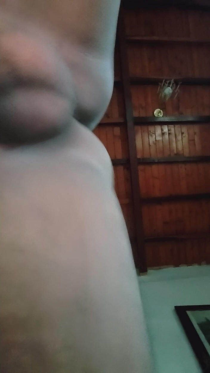 AngyAmazon: Ho notato che ad alcuni ragazzi piace il culo del...