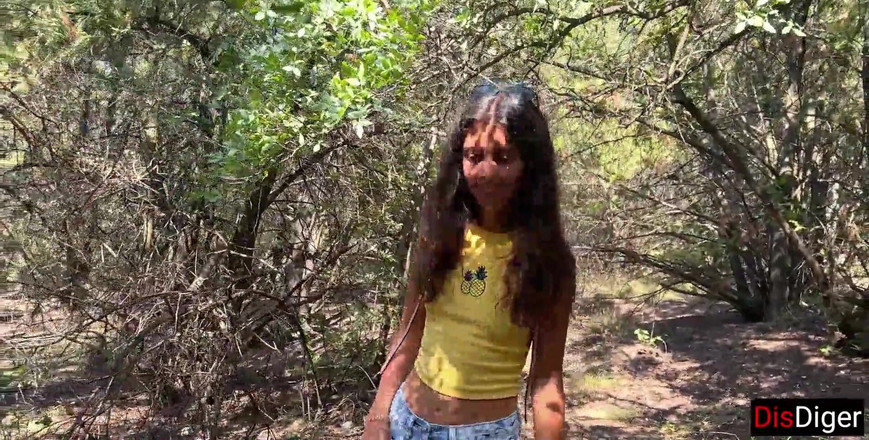 Dis Diger: Drsný sex v lese stříkání na kundičku