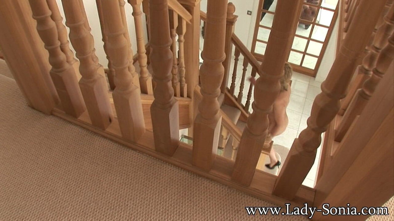 Lady Sonia: Podglądacz jeździecki