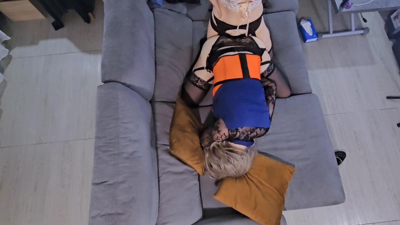 Nady-So: Duas Petite Maduras Puta Esta Foda Nady Sissy Isso Faz...