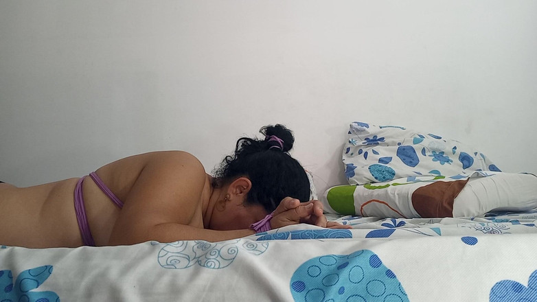 Valkyrie and Luigy Couple: ヴァルキリーの魅惑的な美しさに身を委ねて ビジュアル・エクスペリエンス