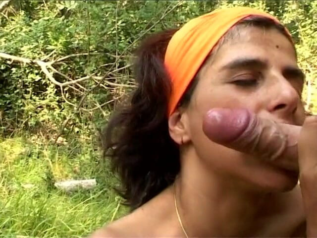 Out Sexxx: Real couple with friend make great sex in the park...
