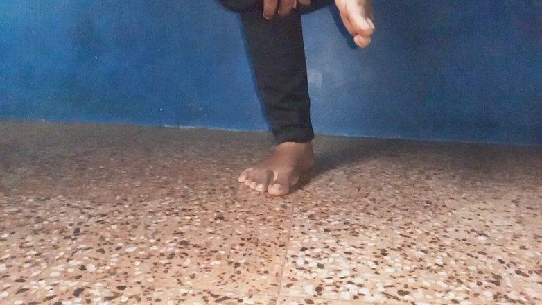 Sweet Indian cock: Cậu bé Ấn Độ đói khát