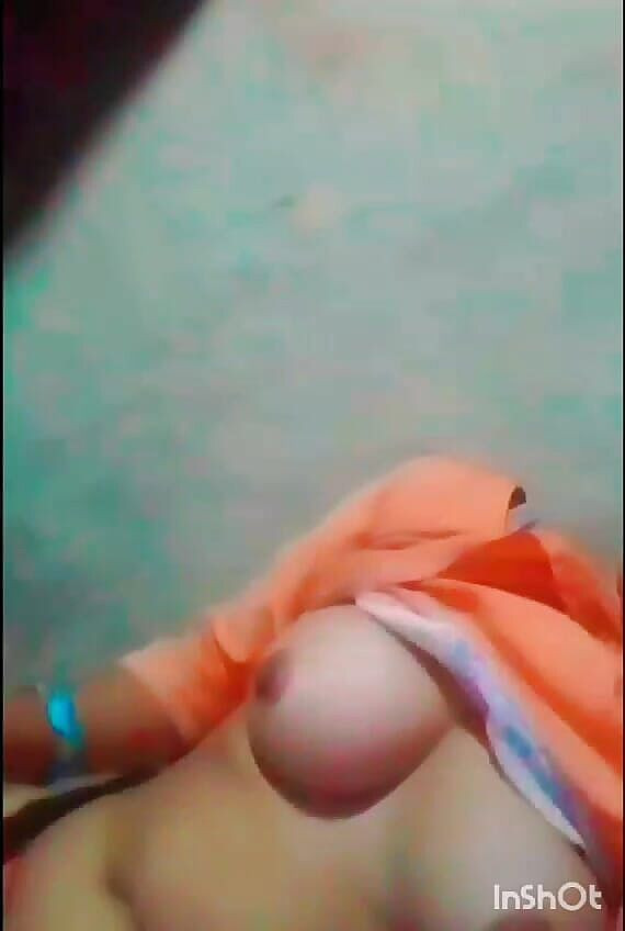 TricolorMusic3: Część 3 Gorąca dziewczyna dostała swoją cipkę zerżnięta grubym ogórkiem