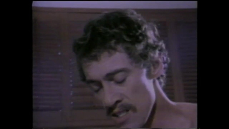 Vintage megastore: ブロンドの痴女は巨大な射精を要求します