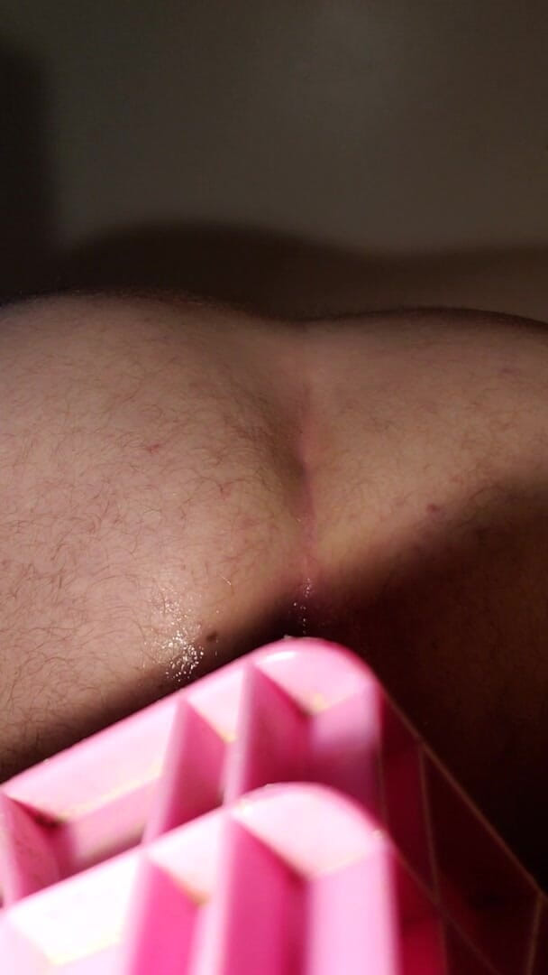 Charlieboy69: Dildo anal dalam