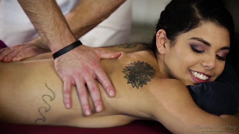 Fantasy Massage: Fantasymassage - Private Massage for Gina Valentina