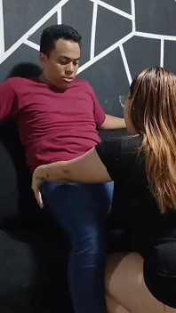 Big Ass Latina Girl Fucks the Cable Man