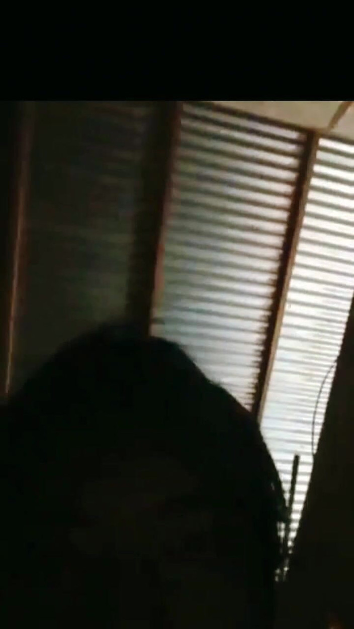 Ratna Antika: Свекровь велела ей войти в комнату