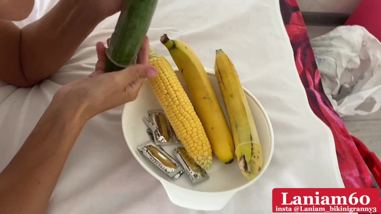 TaniaMilf: Granny juicy pussy extreme insertion banana corn cucumber