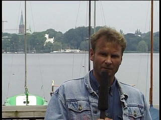 Lucky Cooch: Wundervolles blondes deutsches mädchen im freien interviewt