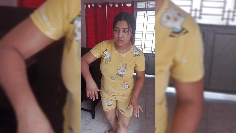 Pikaa6: 我在上班的时候操我的女朋友