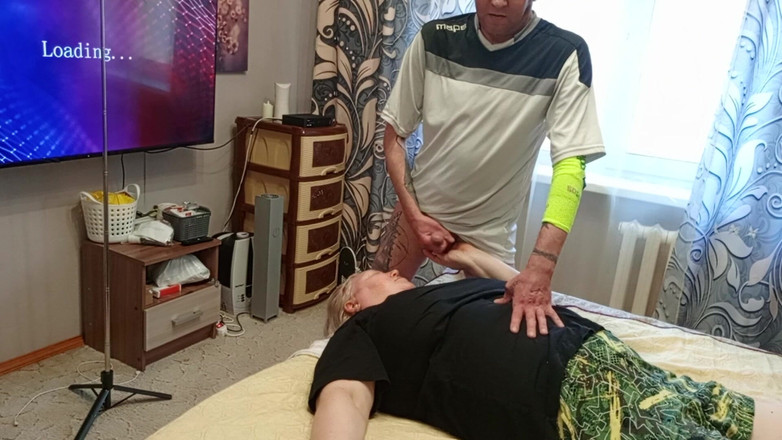 Zona901: Saya melancap zakar saya dan mengongkek jiran saya di dalam...