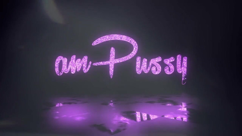AmPussy: O studentă asiatică amatoare se masturbează cu un vibrator