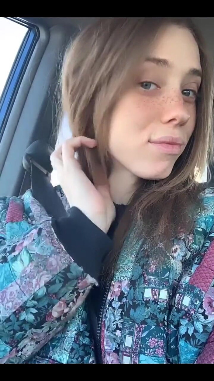 Tia Tizzianni Productions: Twitter miloval mě s hetero vlasy! Co si myslí všichni?