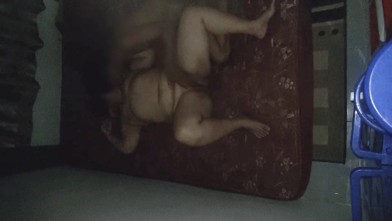 my_wife_chubby: Một người vợ đầy đặn. chạm vào một người đàn ông vô danh cho đến...