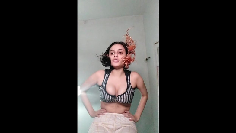 Ms Candy Bunny: Схованки