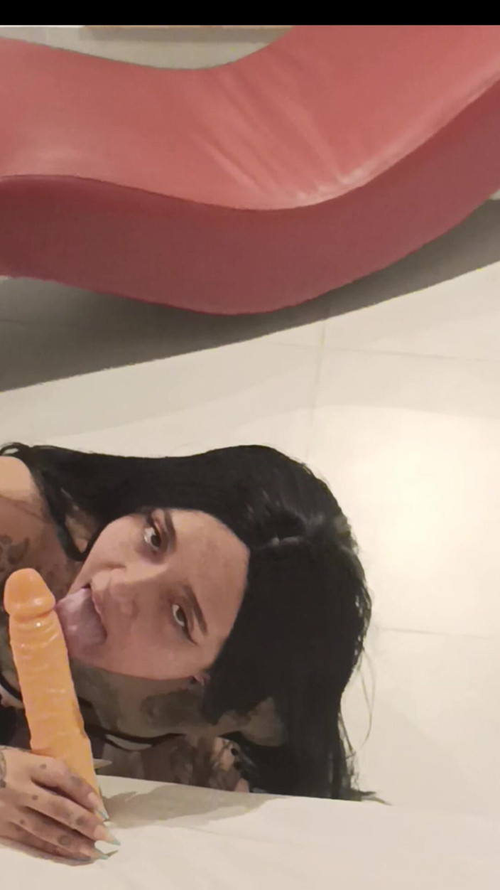 Dalyla: Ich liebe es, es an der sly zu lutschen