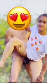 Desi village girl is having sex with neighbor in the jungle, full Hindi audio