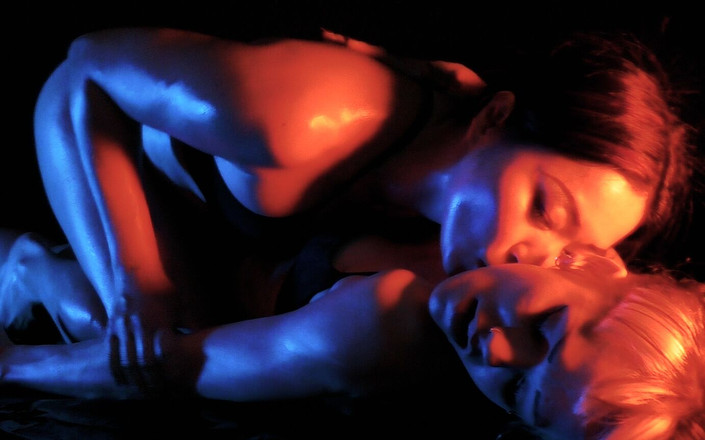 Sisterhood of Sin: Sos0183 karanlık ve yoğun - sahibe amrita bayan f rütbesini alıyor