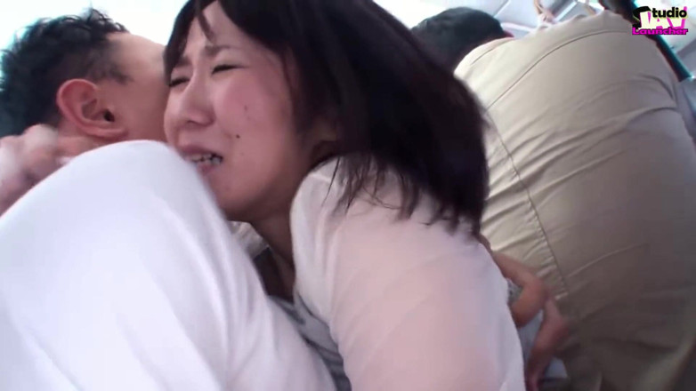 Studio JAV Launcher: Crowded Bus Heat - a Married Woman Notices and the Tension...