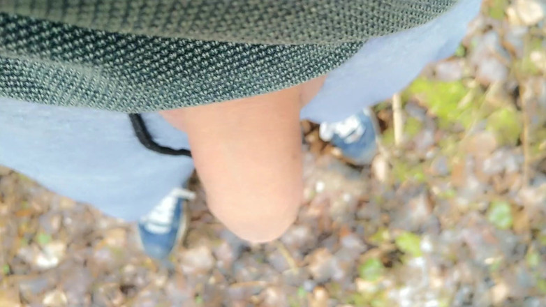 Idmir Sugary: Cheesy Dirty Unwashed Cock Outdoor Walking Part 1