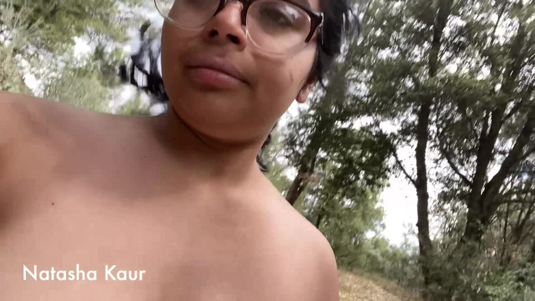 Natasha Kaur: Tham gia cùng tôi trên một chuyến đi bộ đường dài khỏa...