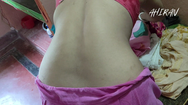 Aahan Ahiran: Red Bra Huge Boobs Review and Forplay with Her Boyfriend.