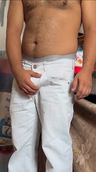Wow Kontol Monster Besar Teman Sekamar Pertama Kali