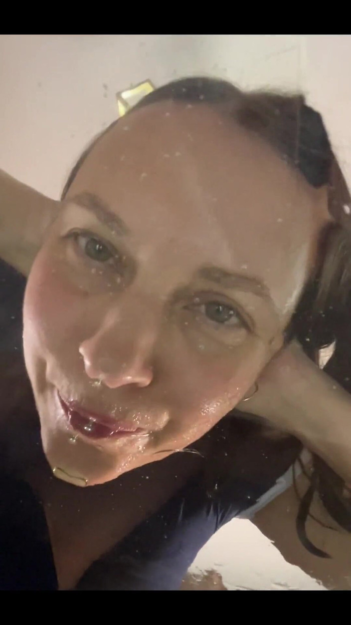 Crypto Mommy: Styvmors hals