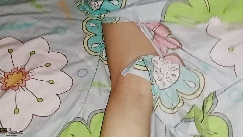 Emma vict: 和我娇小继妹的素人自拍视频 - 西班牙语色情内容