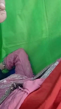 Hot Parosan Muslim Bhabhi Used to Play with My Indian Fat Cock